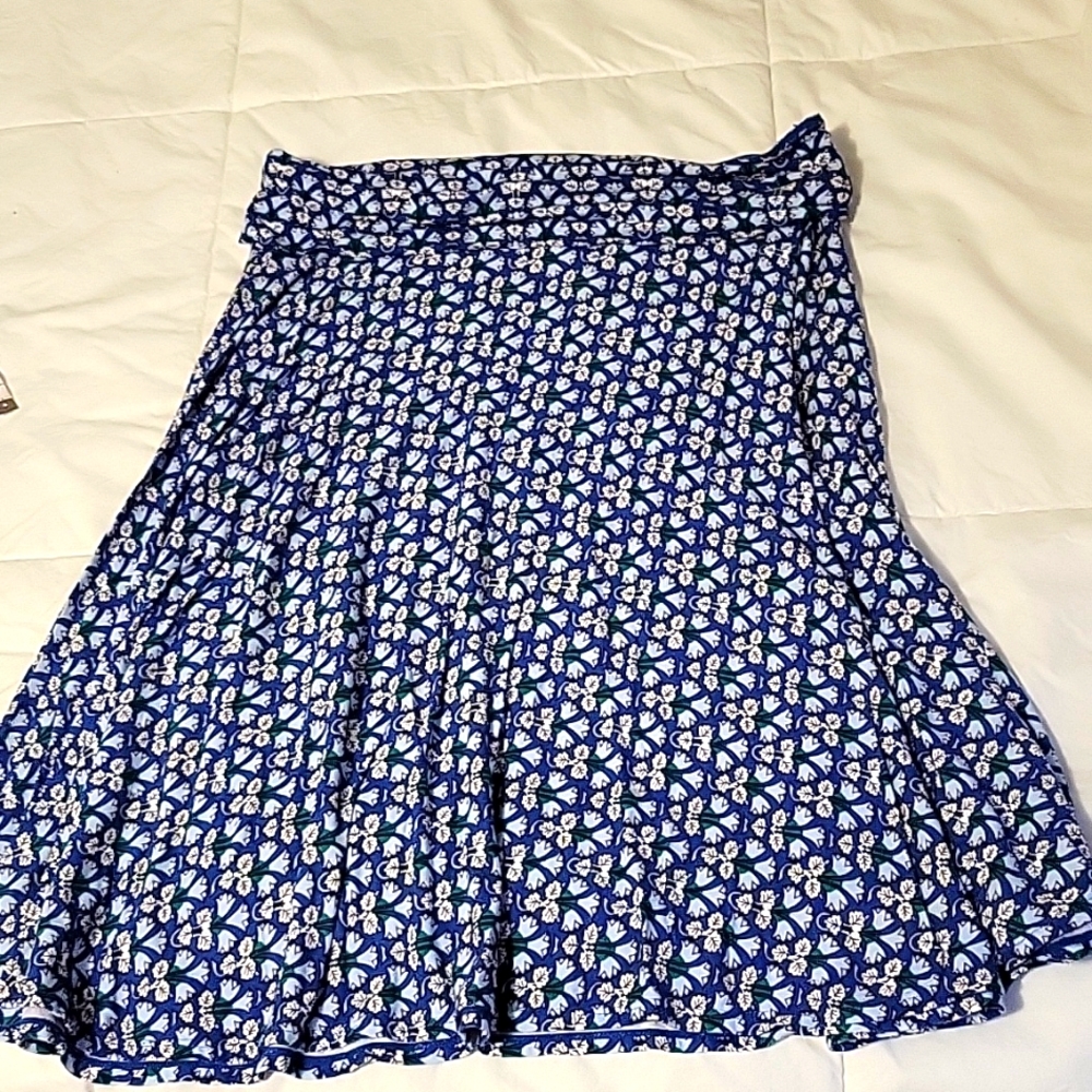 Max Studio Floral skirt